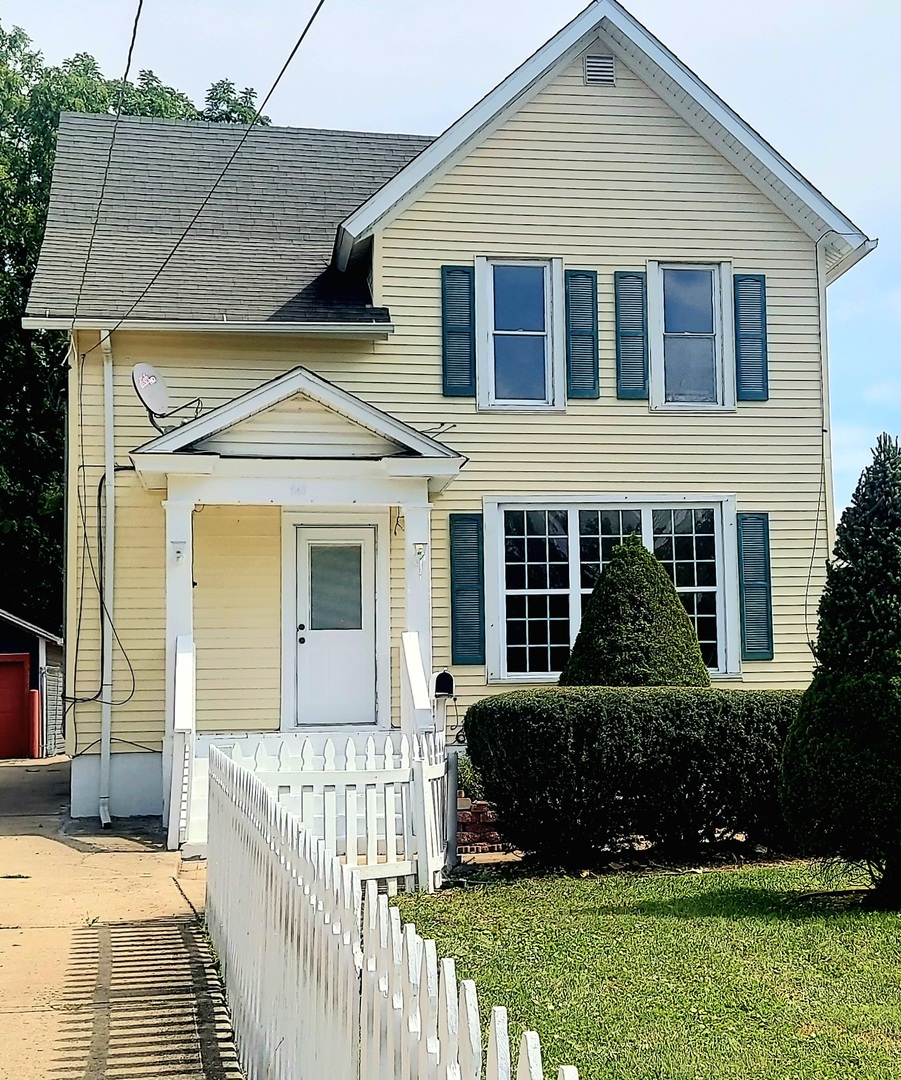 840 Douglas Avenue Property Photo 2