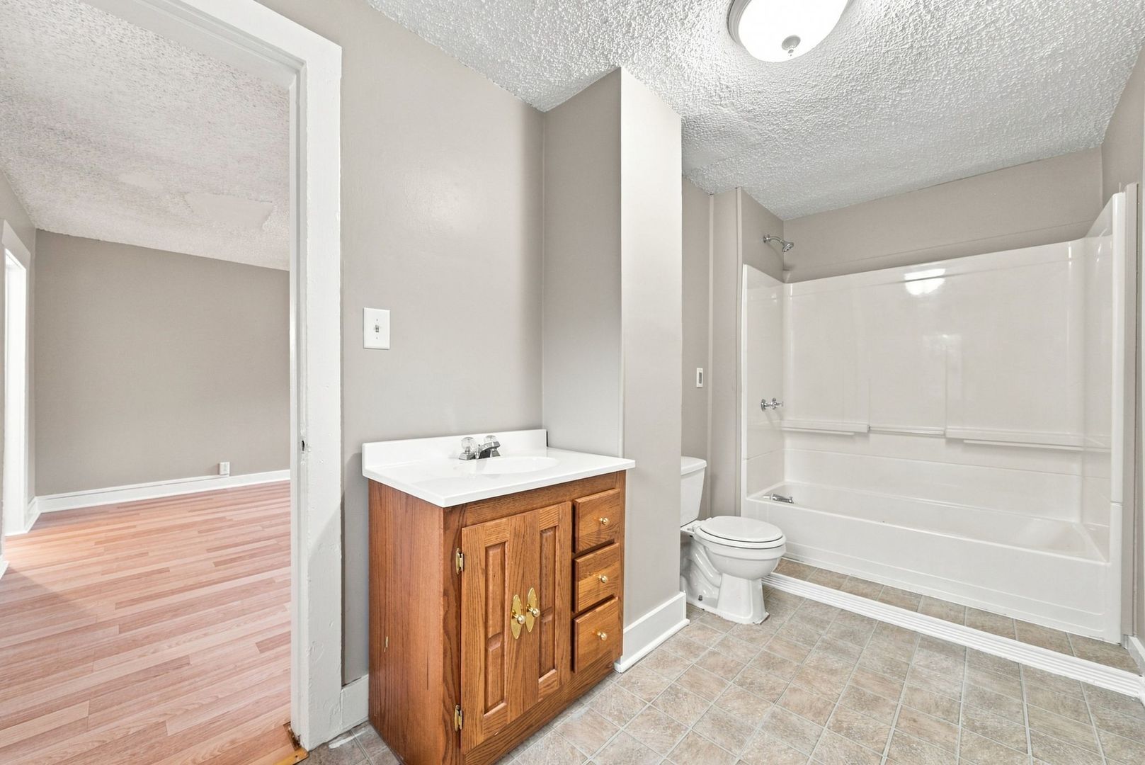 840 Douglas Avenue Property Photo 19