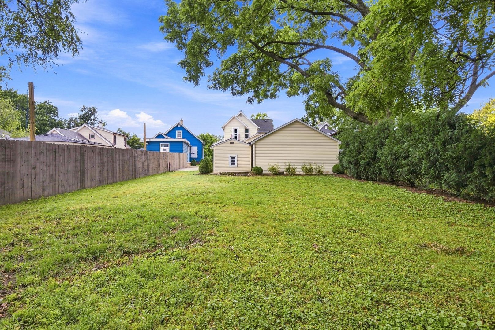 840 Douglas Avenue Property Photo 34