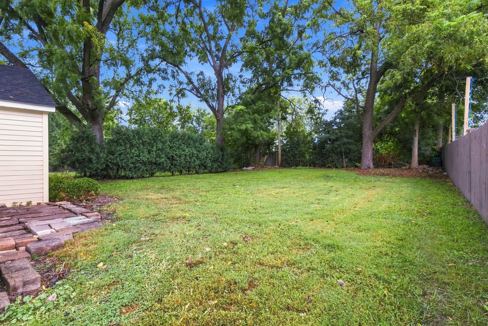 840 Douglas Avenue Property Photo 35