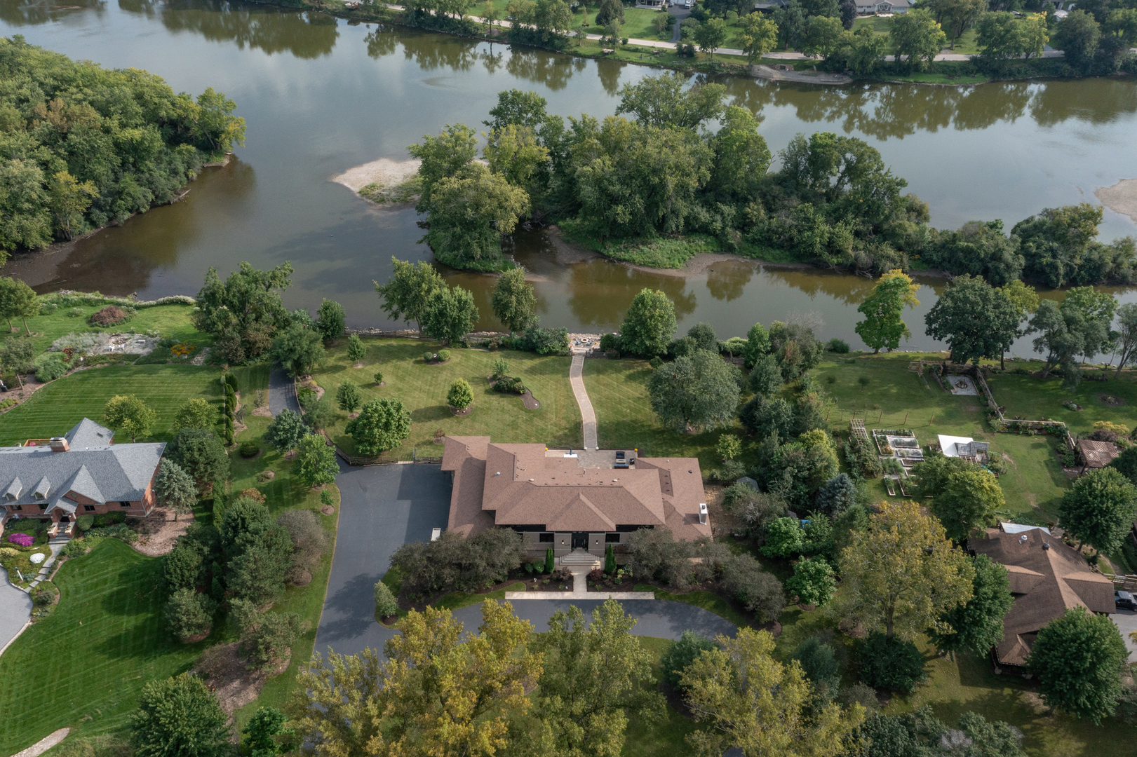 88 Riverwood Drive Property Photo 115