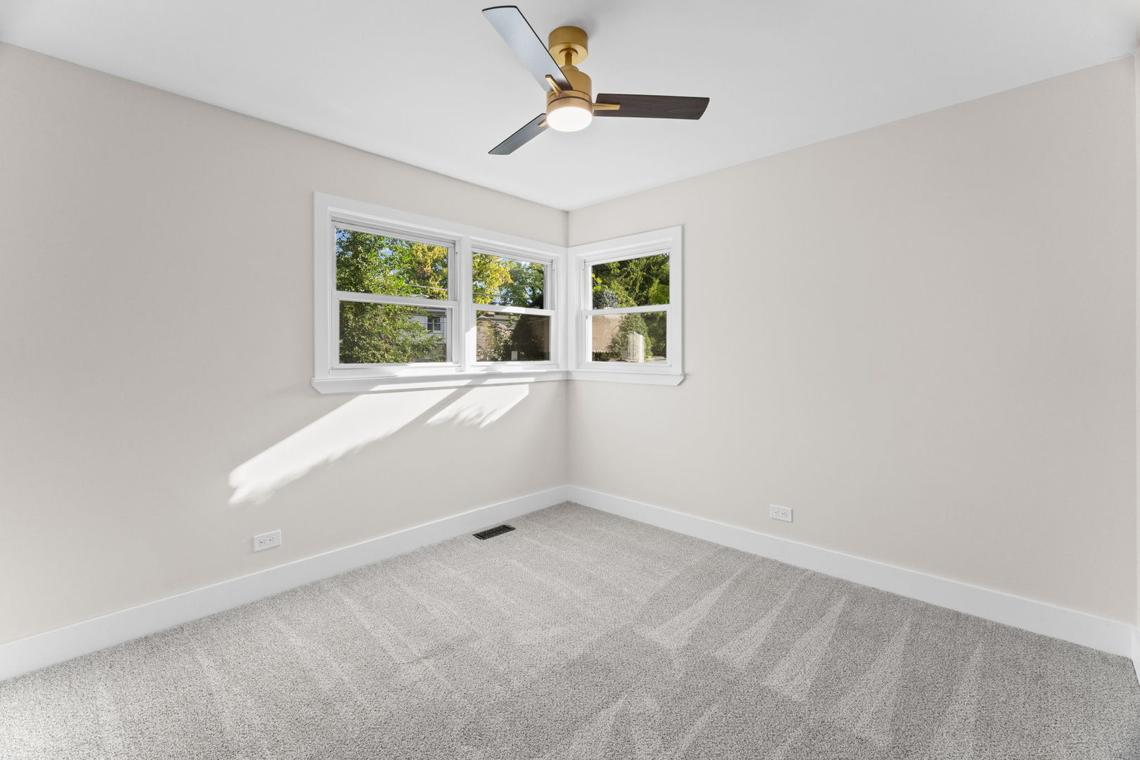 160 Lancaster Lane Property Photo 12