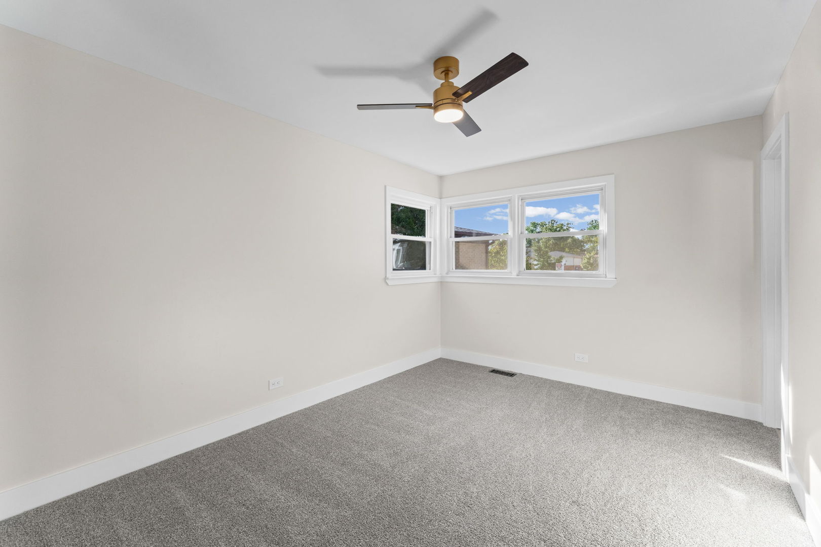 160 Lancaster Lane Property Photo 14