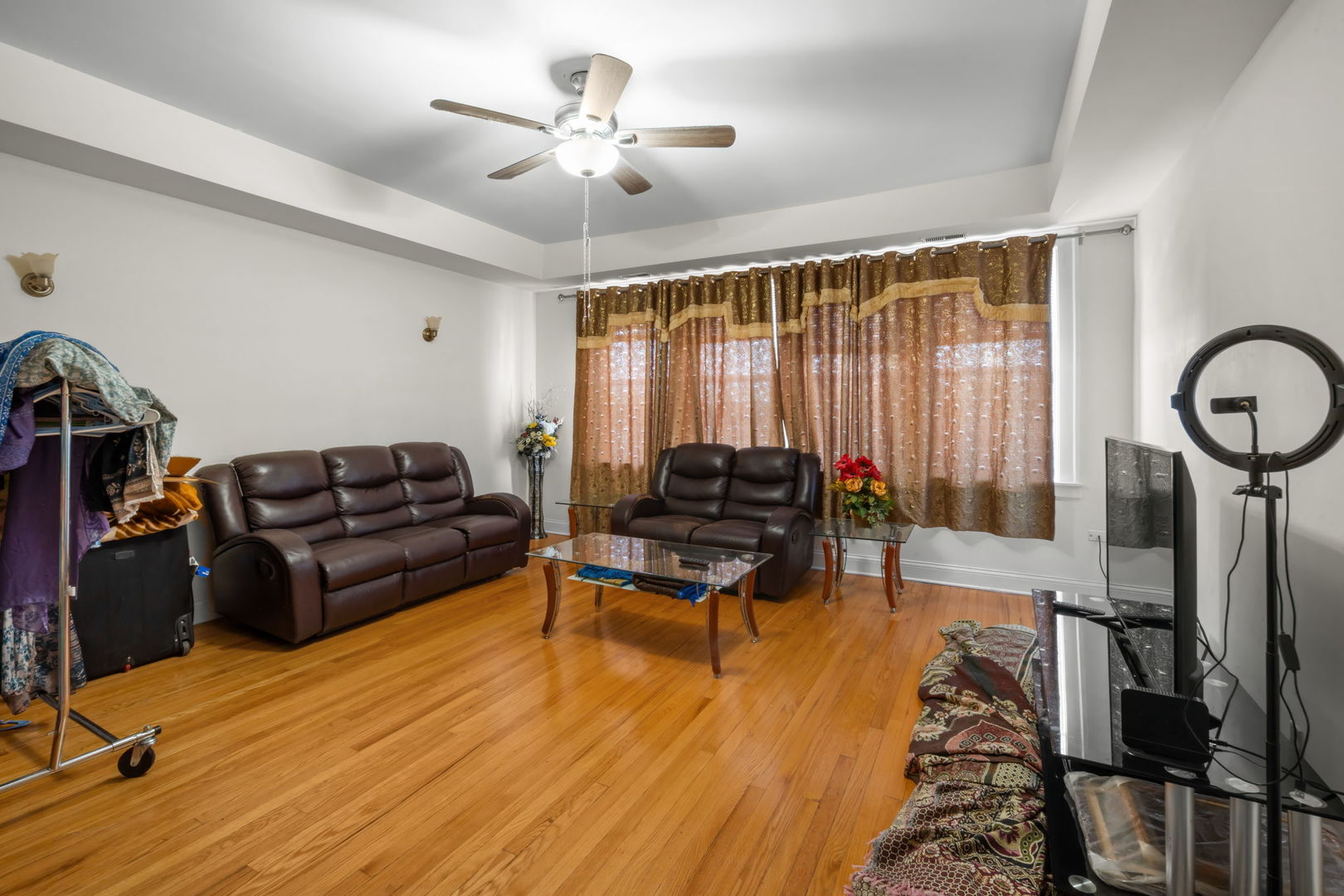 6431 N California Avenue Property Photo 19