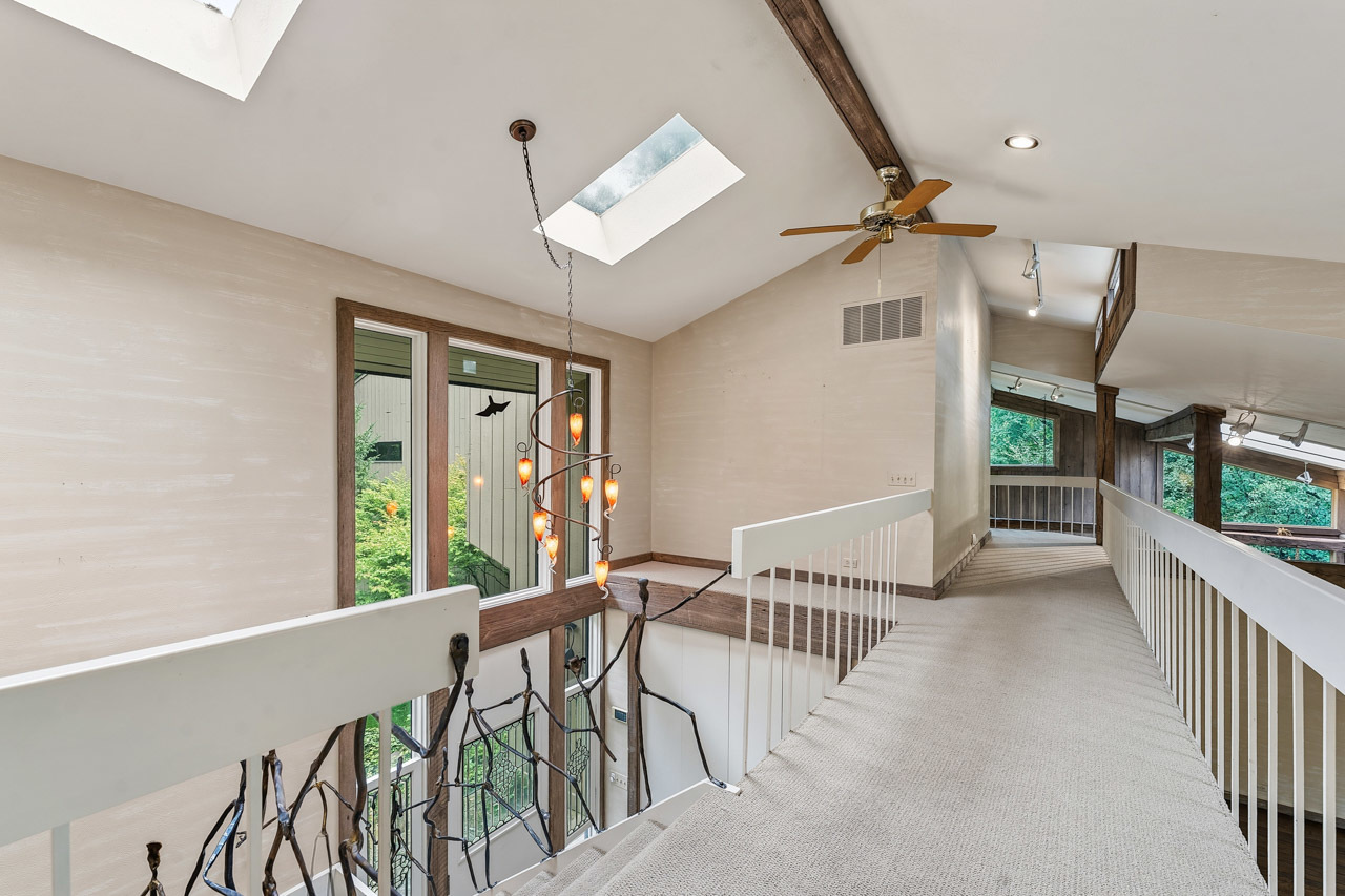 560 Thornmeadow Road Property Photo 22