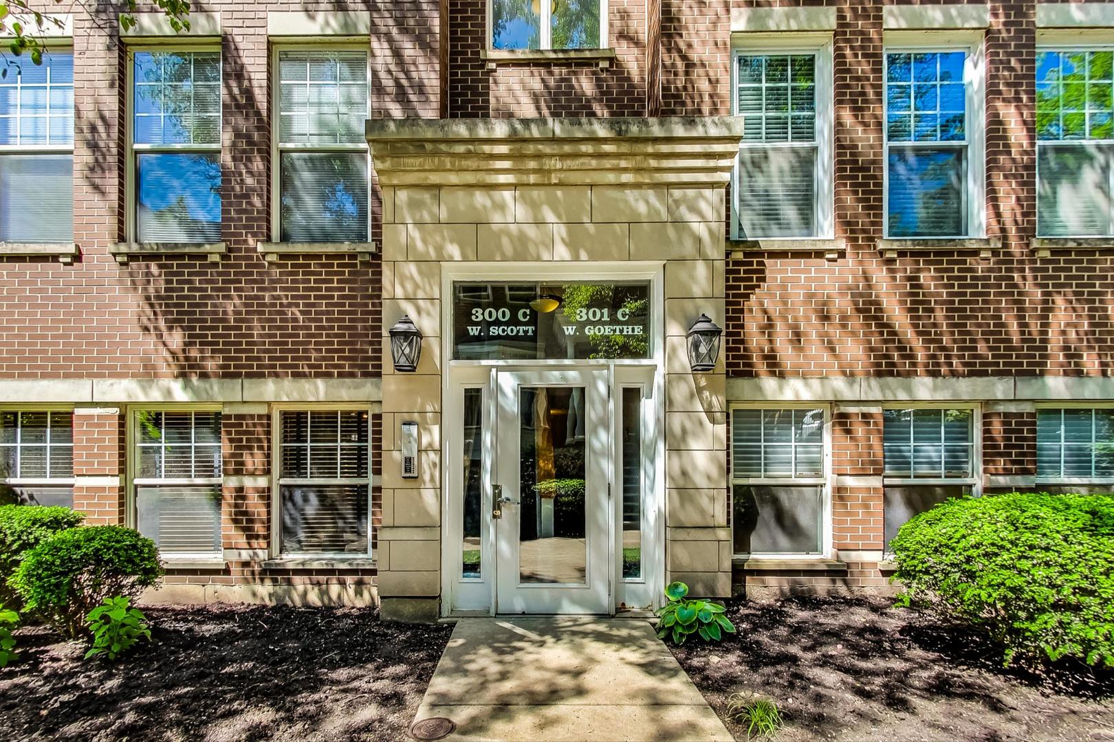 301 W GOETHE Street 304C