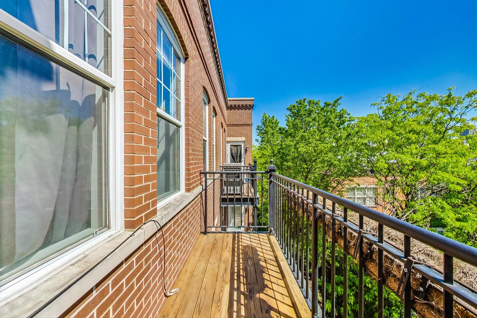 301 W Goethe Street 304c Property Photo 7