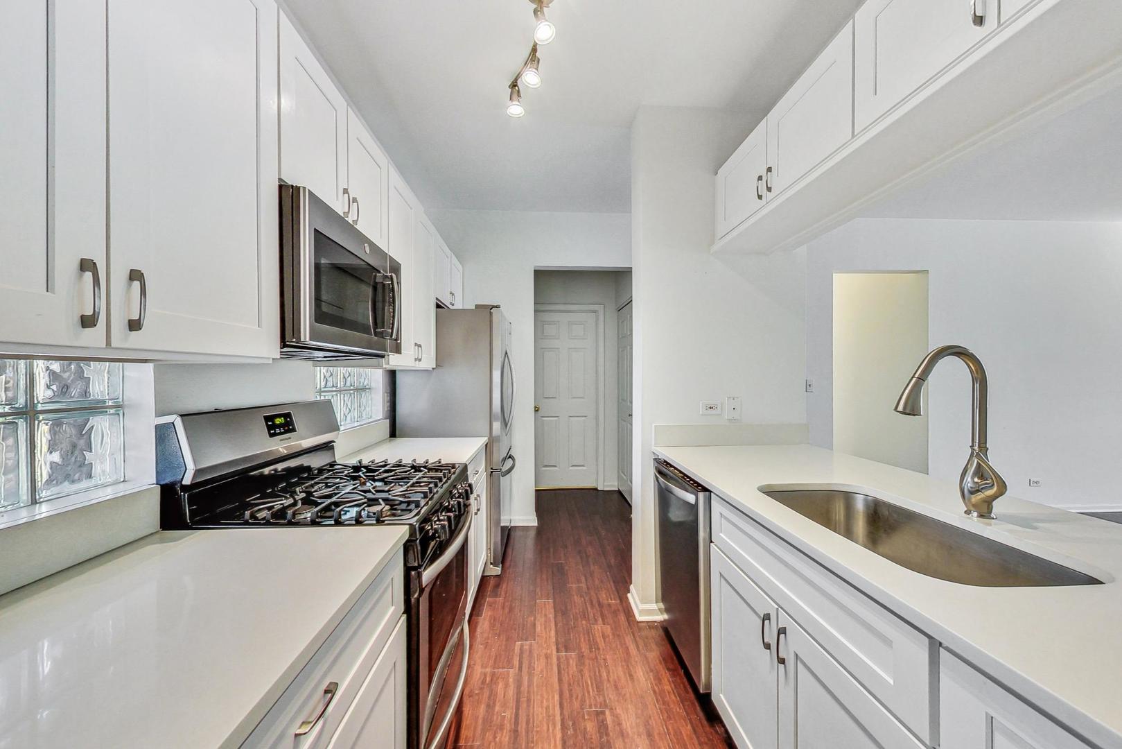 301 W Goethe Street 304c Property Photo 13