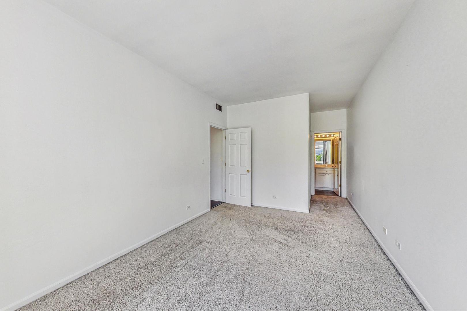 301 W Goethe Street 304c Property Photo 16