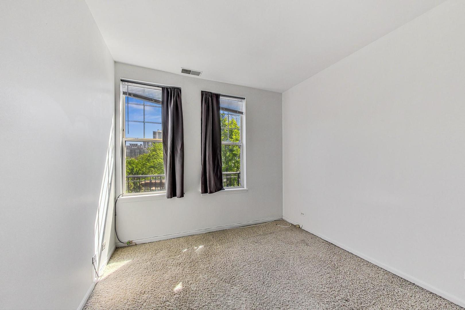 301 W Goethe Street 304c Property Photo 20