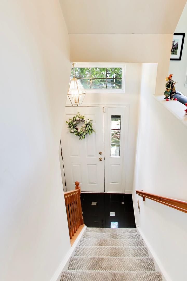 1022 Savoy Court Property Photo 3