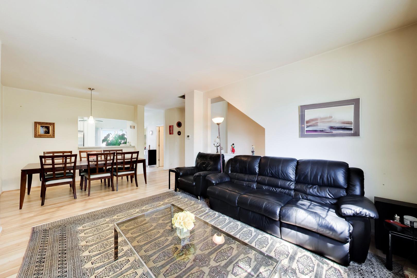 1022 Savoy Court Property Photo 5