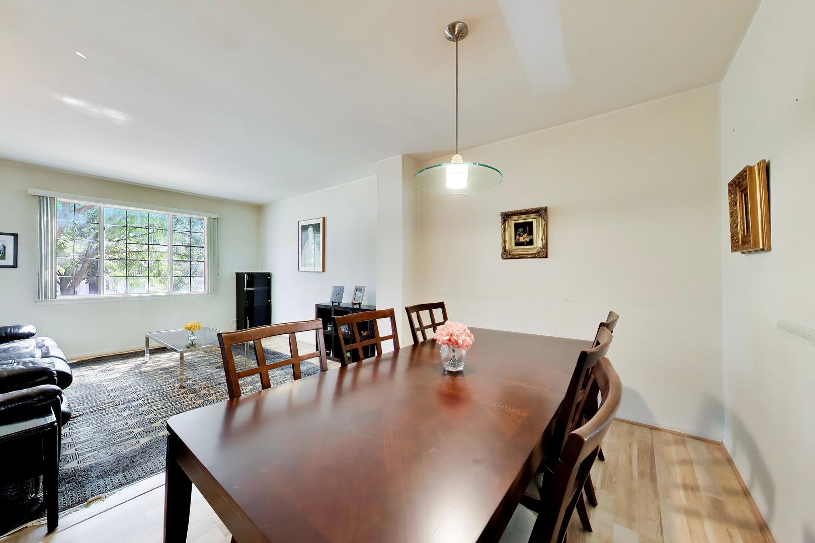 1022 Savoy Court Property Photo 7