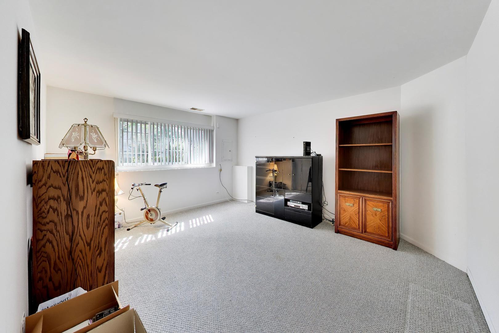 1022 Savoy Court Property Photo 26