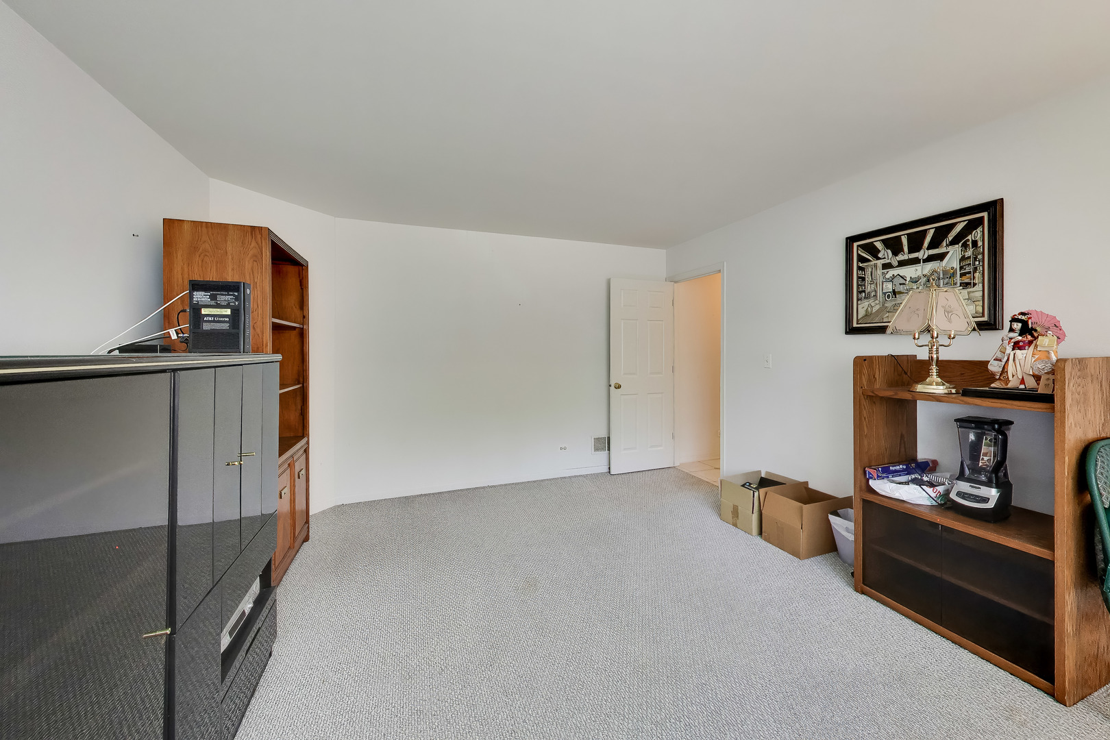 1022 Savoy Court Property Photo 28