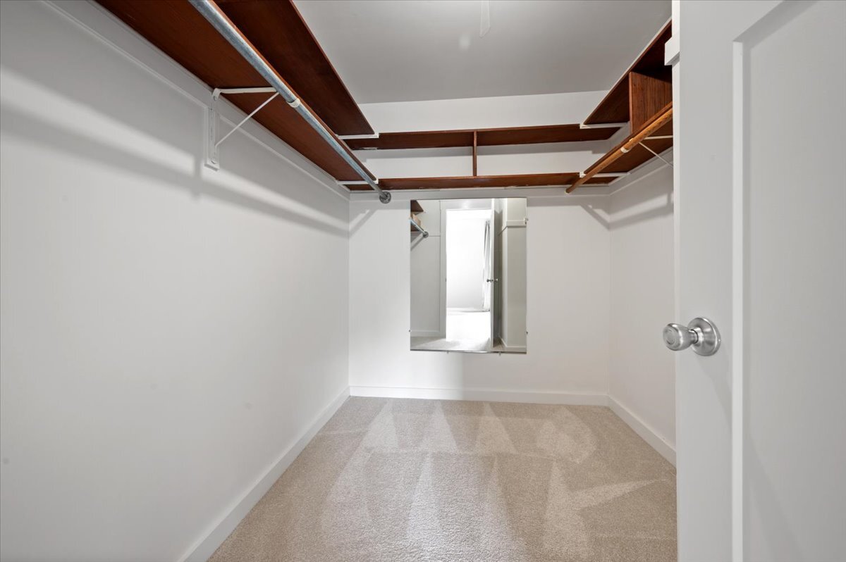 1809 Tanglewood Drive G Property Photo 16
