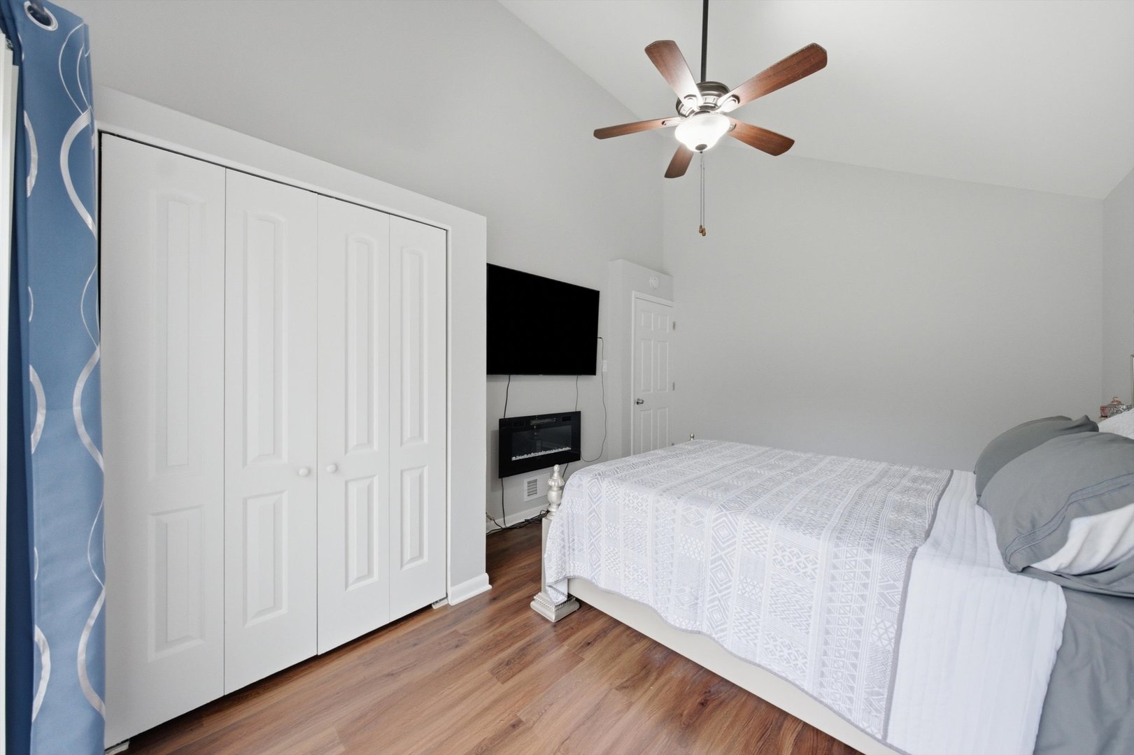 14314 S Edbrooke Avenue Property Photo 19