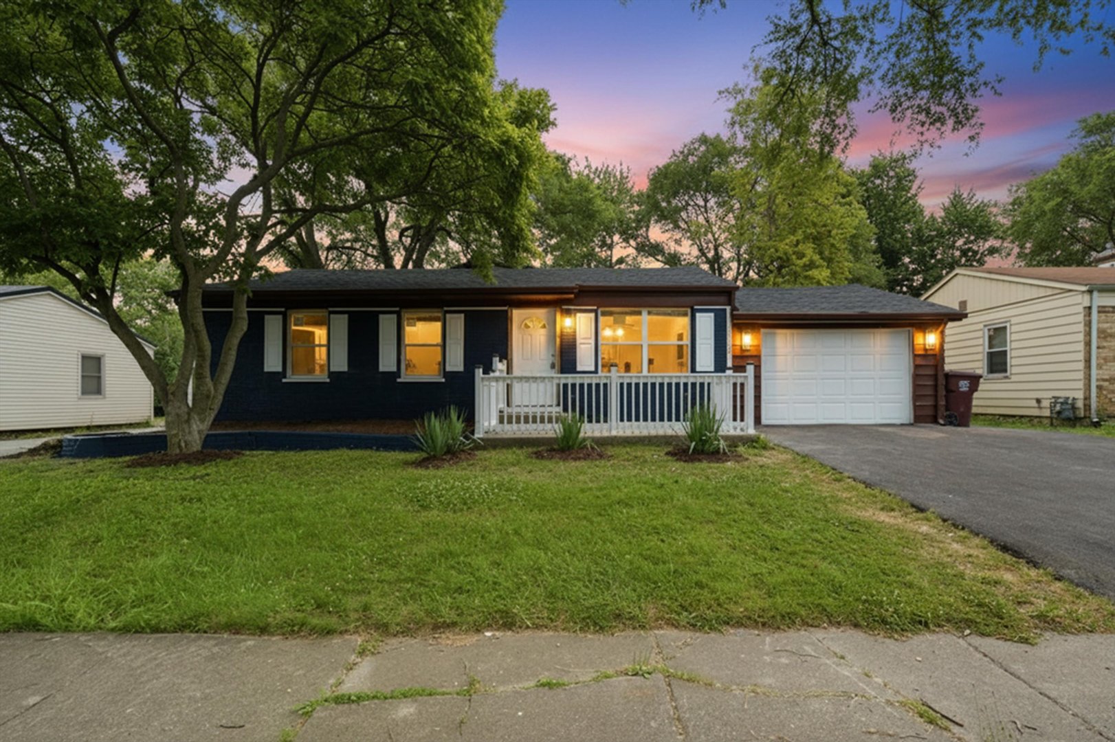 21727 Clyde Avenue Property Photo 2