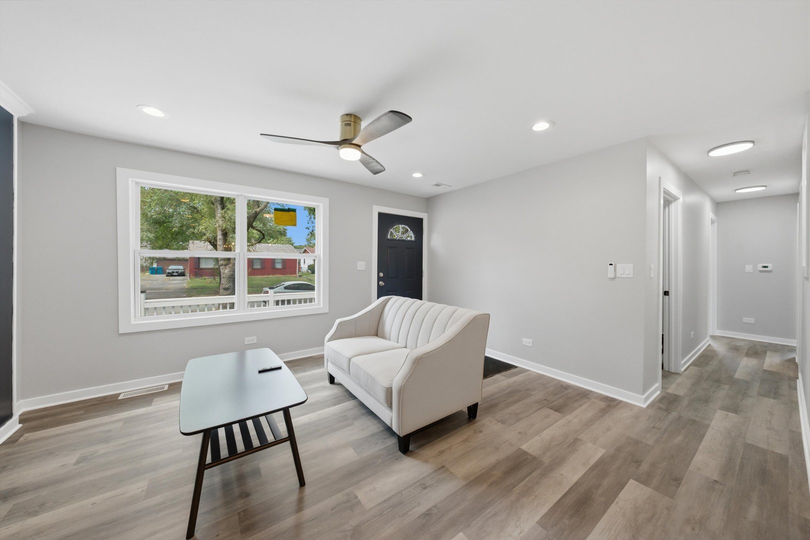 21727 Clyde Avenue Property Photo 6