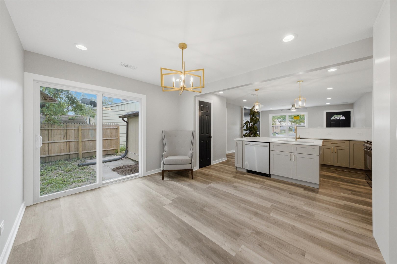 21727 Clyde Avenue Property Photo 7