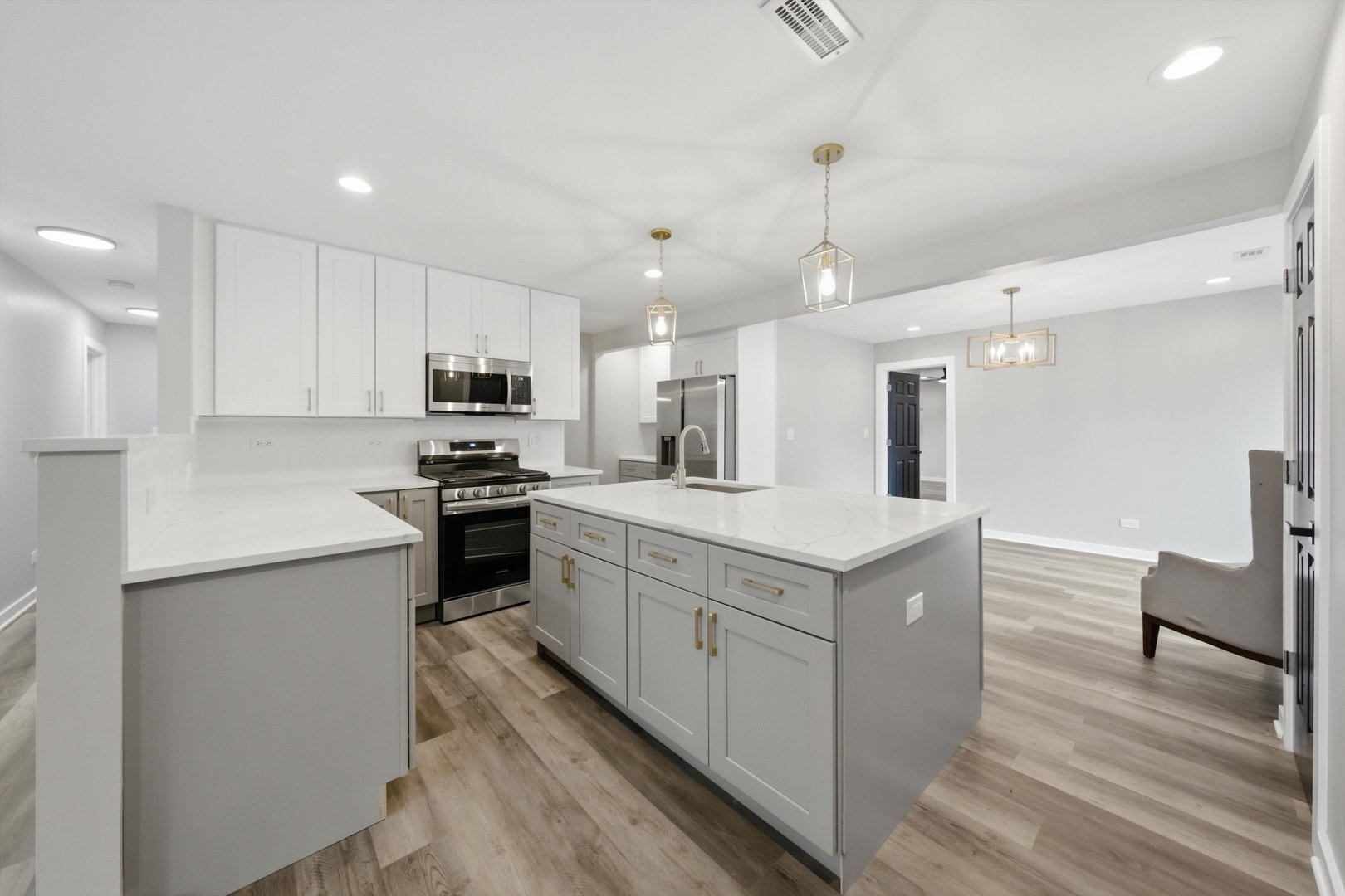 21727 Clyde Avenue Property Photo 13