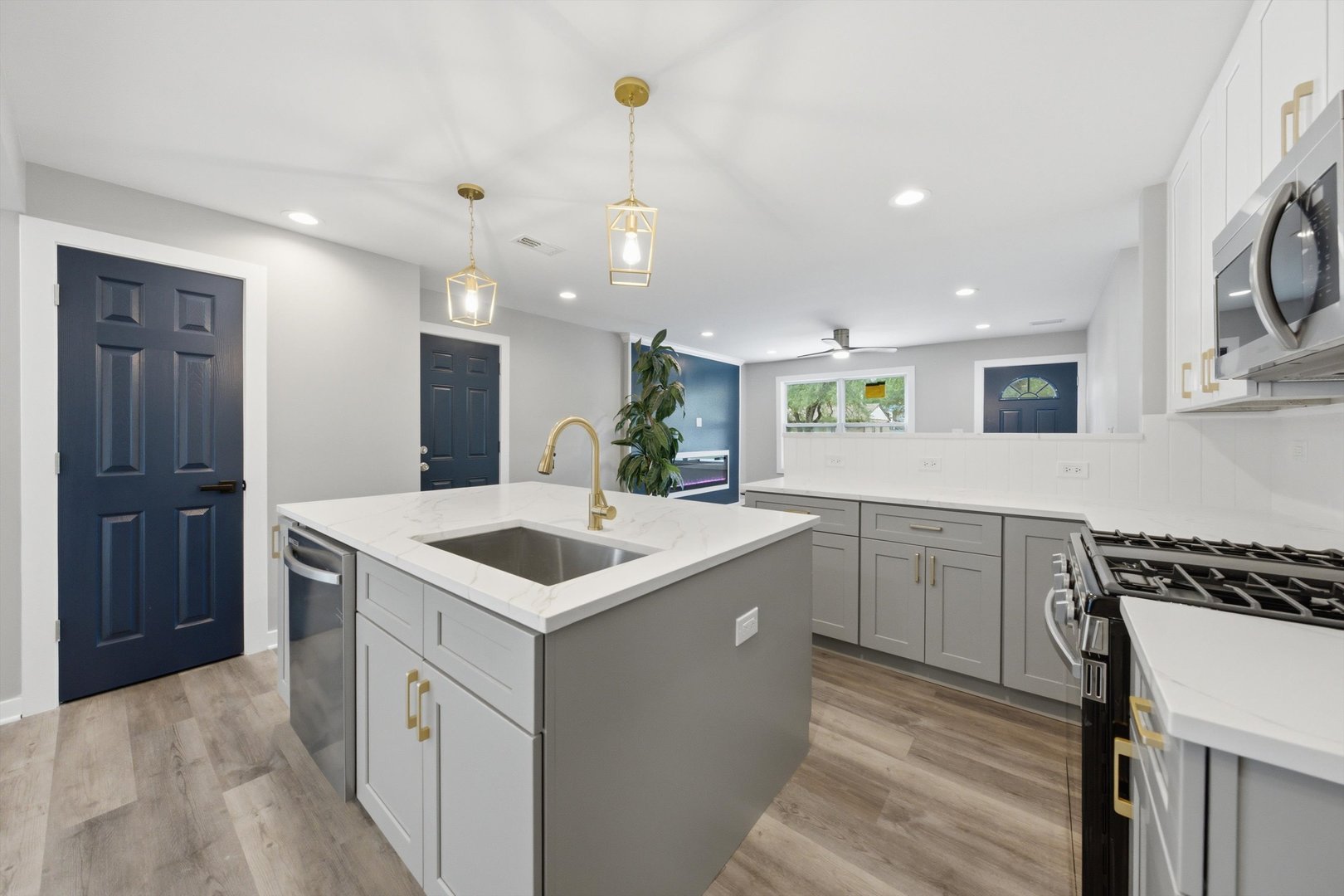 21727 Clyde Avenue Property Photo 15