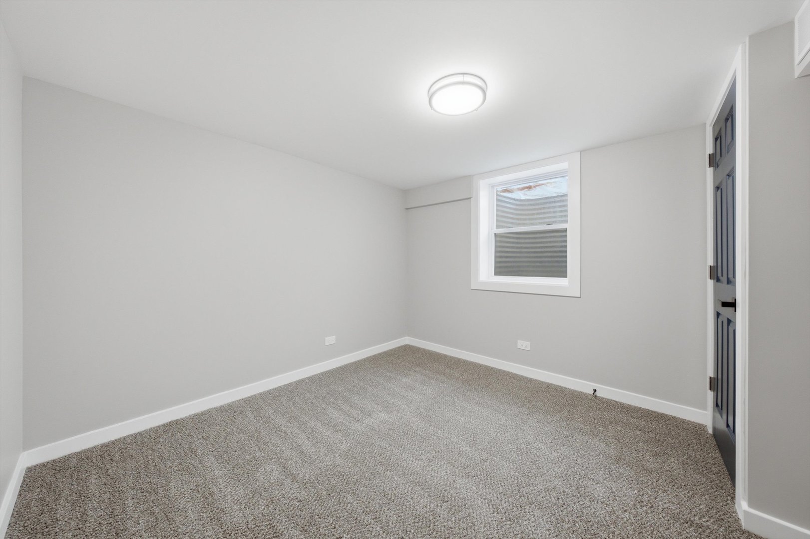21727 Clyde Avenue Property Photo 26
