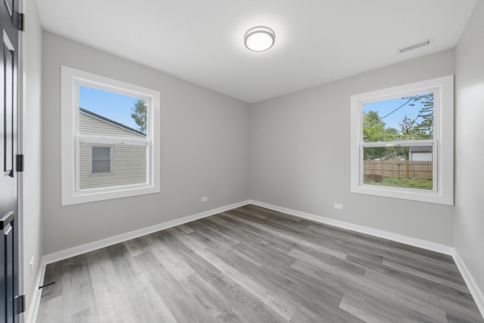 21727 Clyde Avenue Property Photo 31