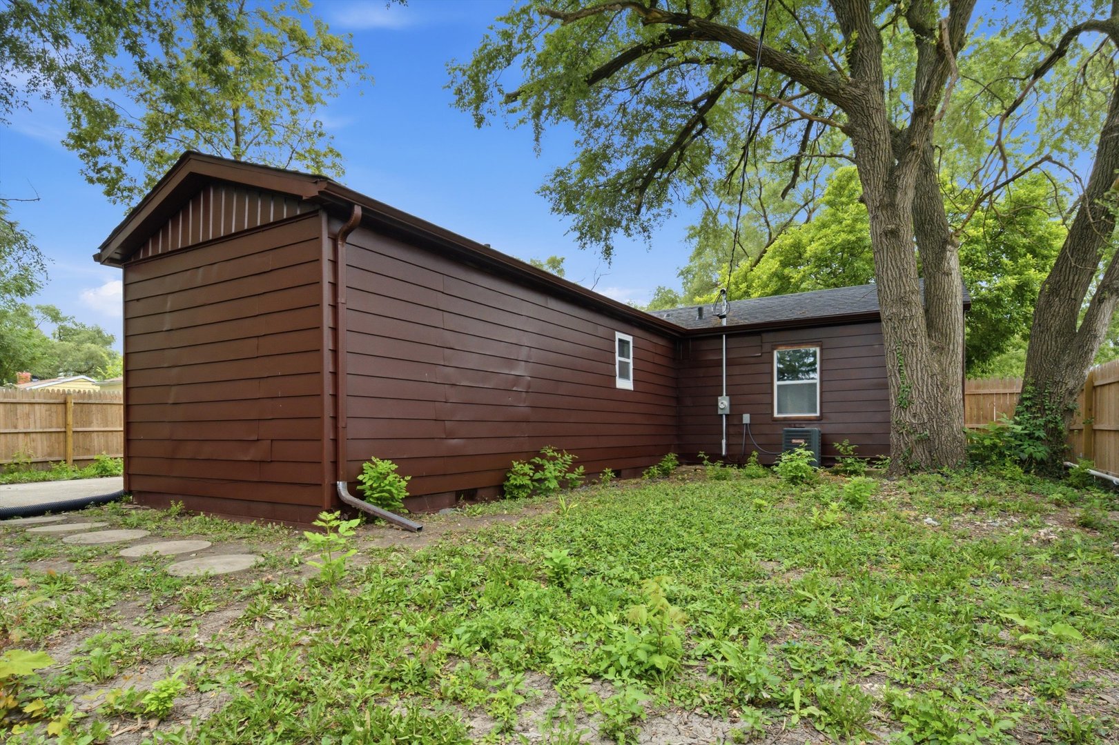 21727 Clyde Avenue Property Photo 39