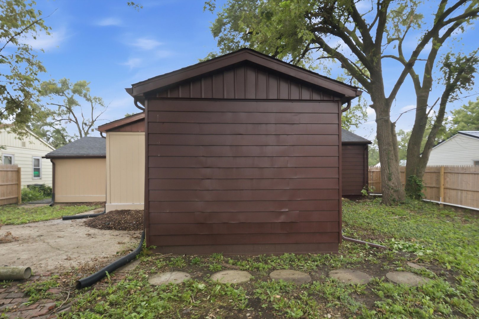 21727 Clyde Avenue Property Photo 40