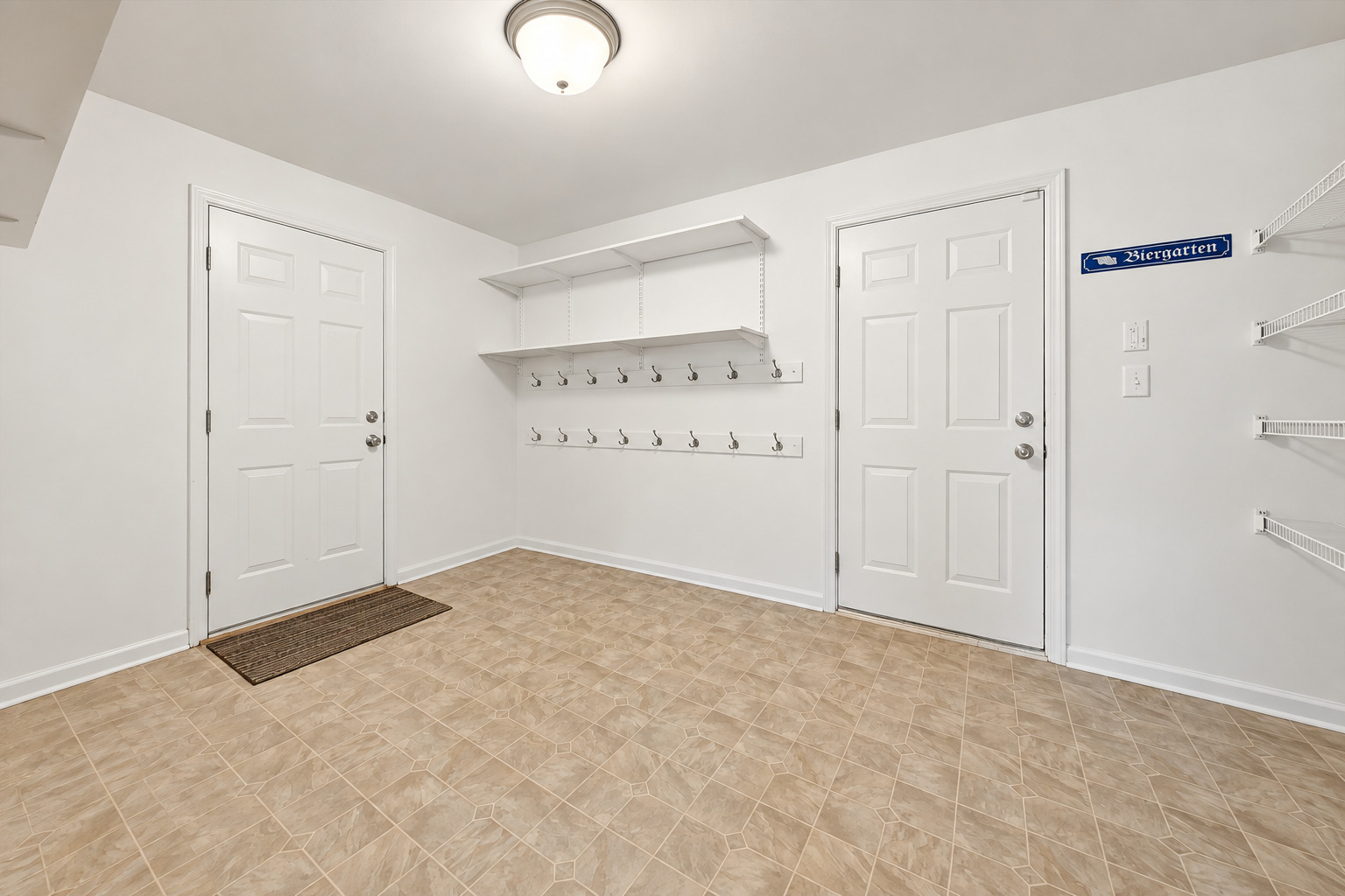 1006 Foxview Drive Property Photo 10