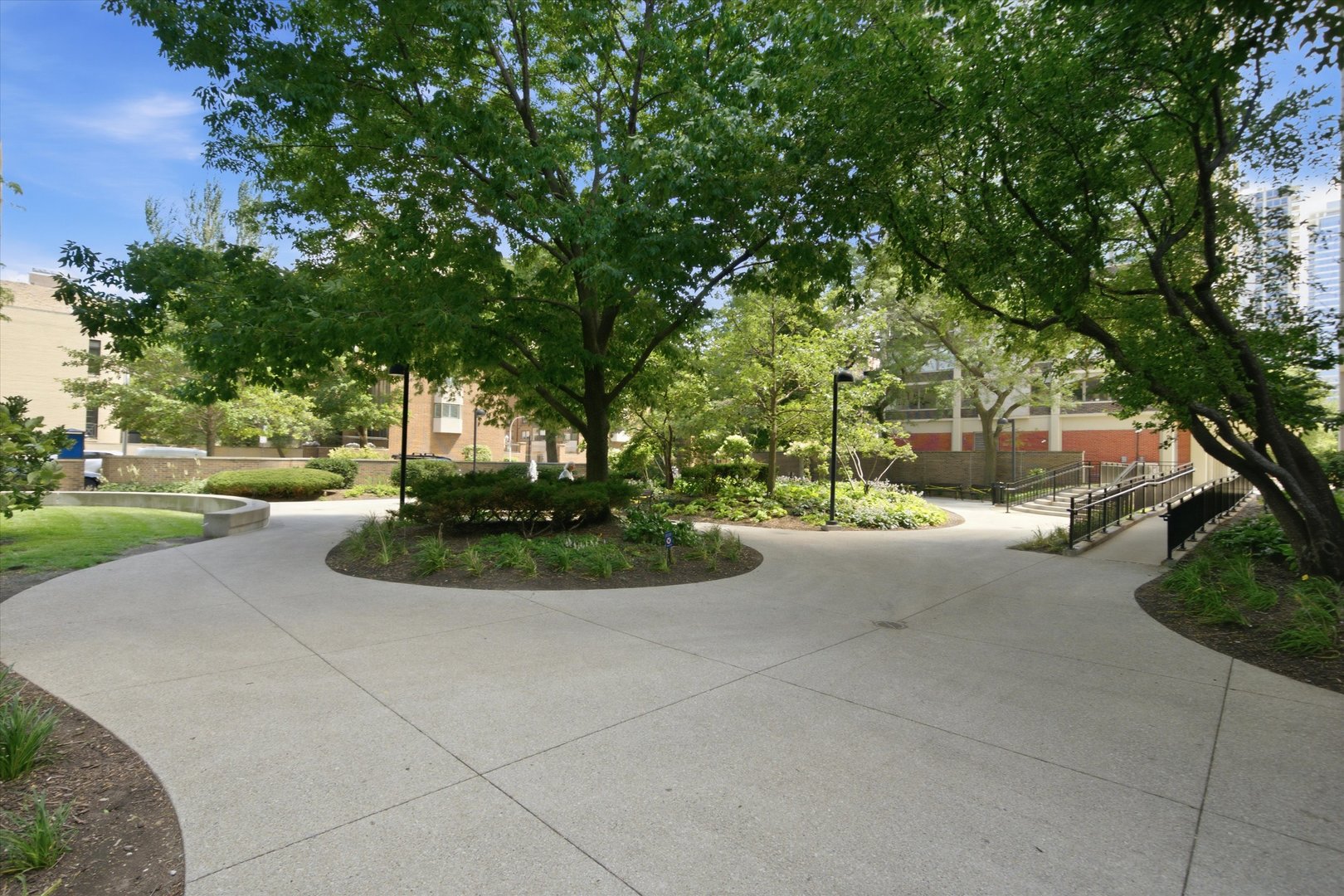 1360 N Sandburg Terrace 2104c Property Photo 16