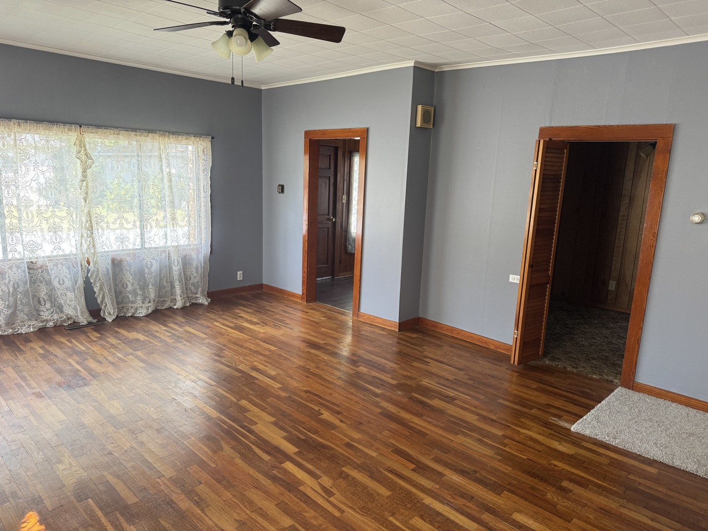 722 E Taylor Street Property Photo 6