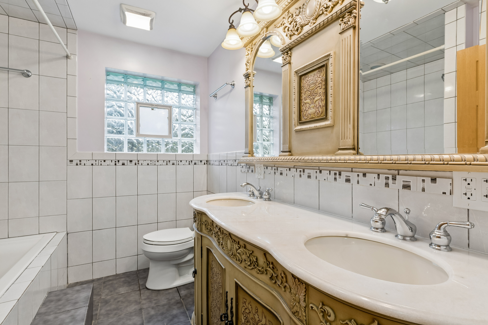 648 Shermer Road Property Photo 3