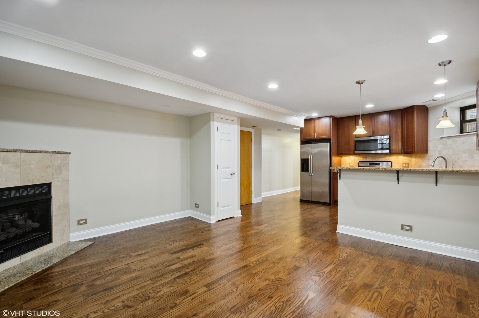 929 W Eastwood Avenue Gw Property Photo 3