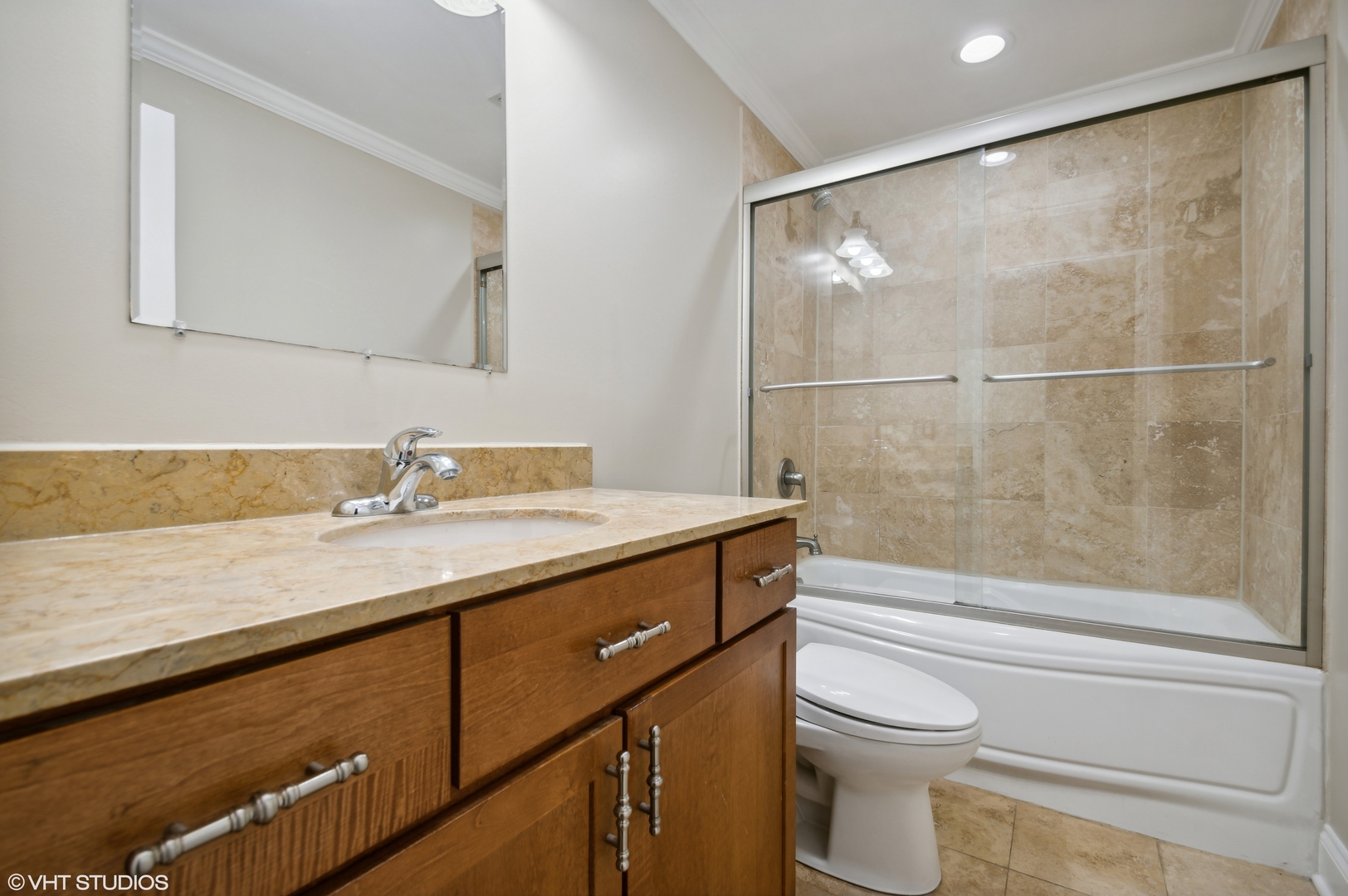 929 W Eastwood Avenue Gw Property Photo 8