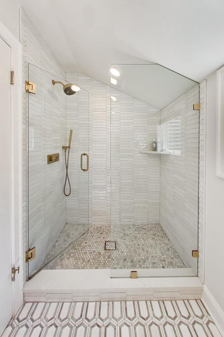 6308 N Indian Road Property Photo 17