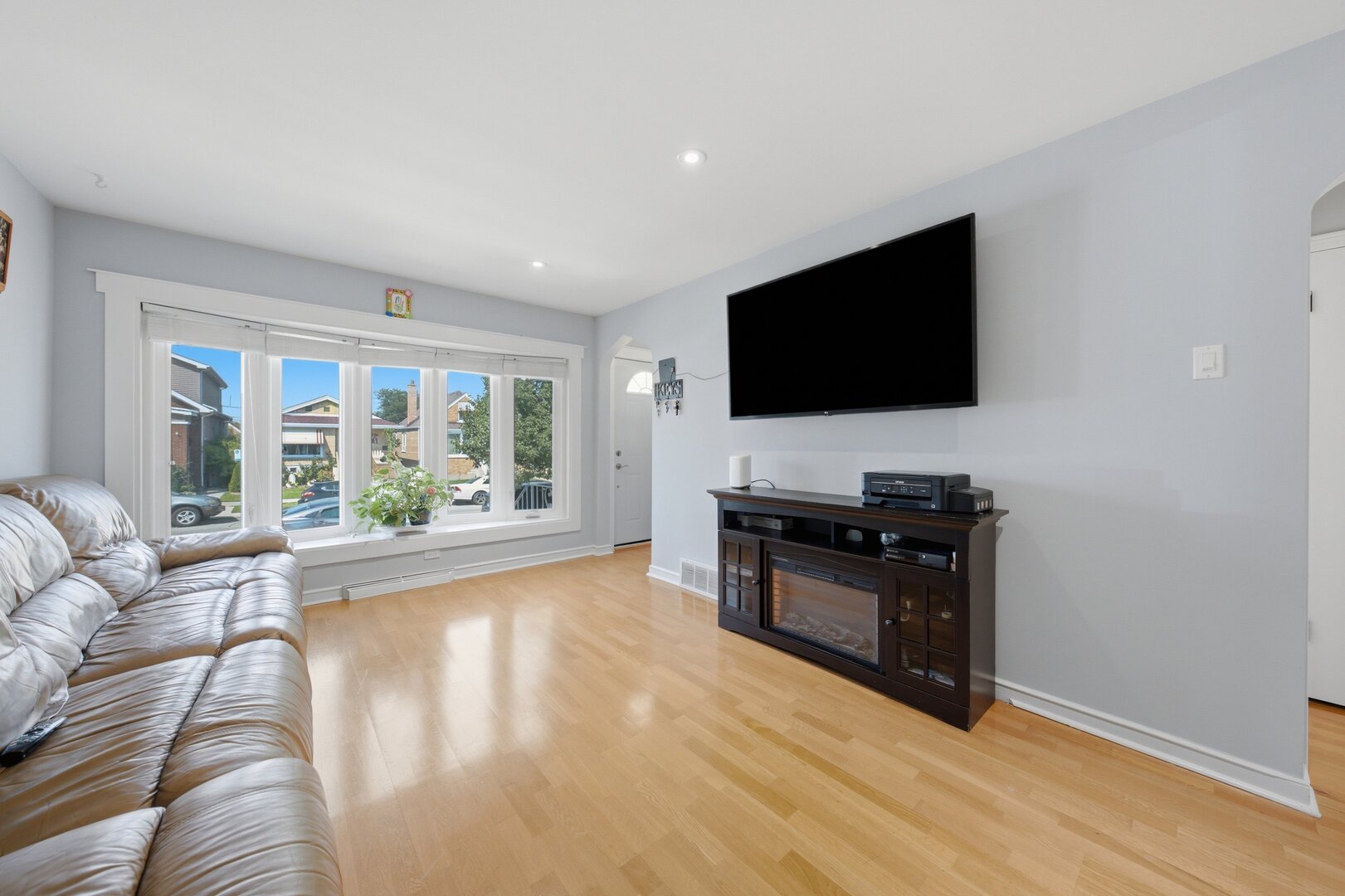 3707 W 70th Place Property Photo 10