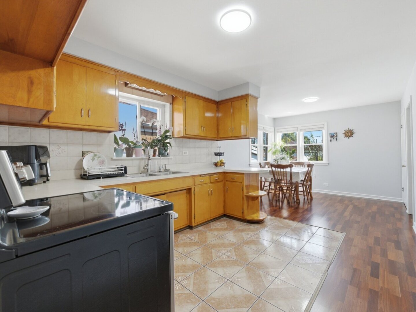 3707 W 70th Place Property Photo 13