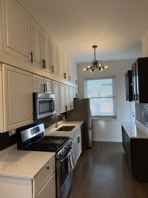 1914 N Sheffield Avenue 3r Property Photo 6
