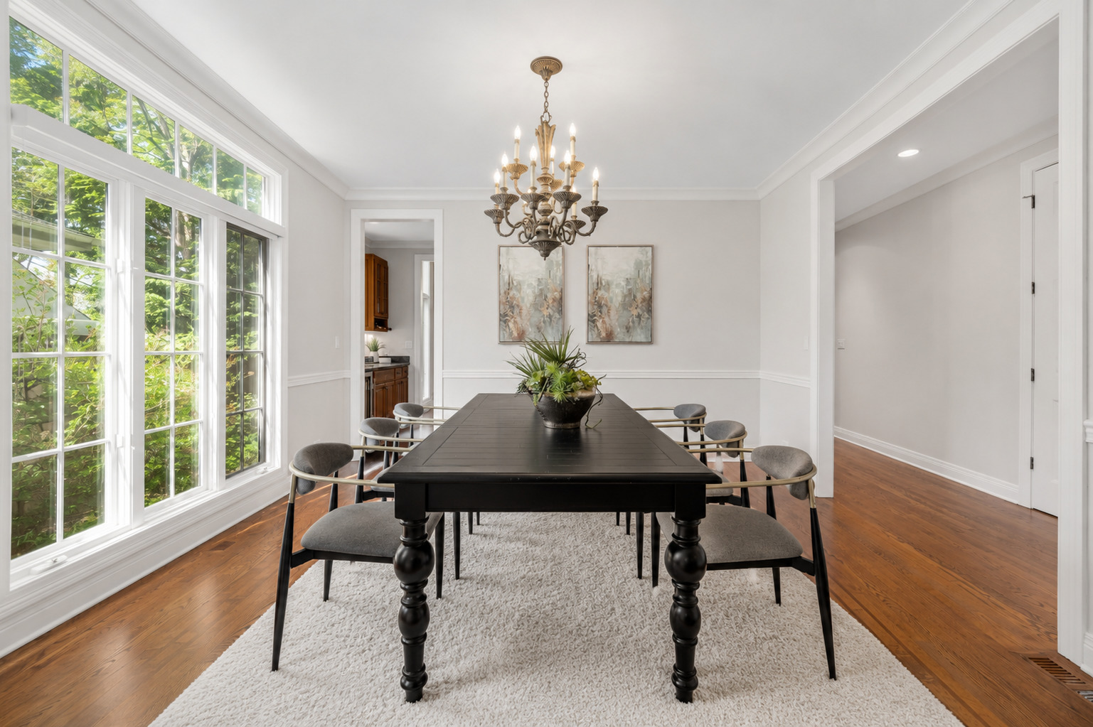 130 S Madison Street Property Photo 12
