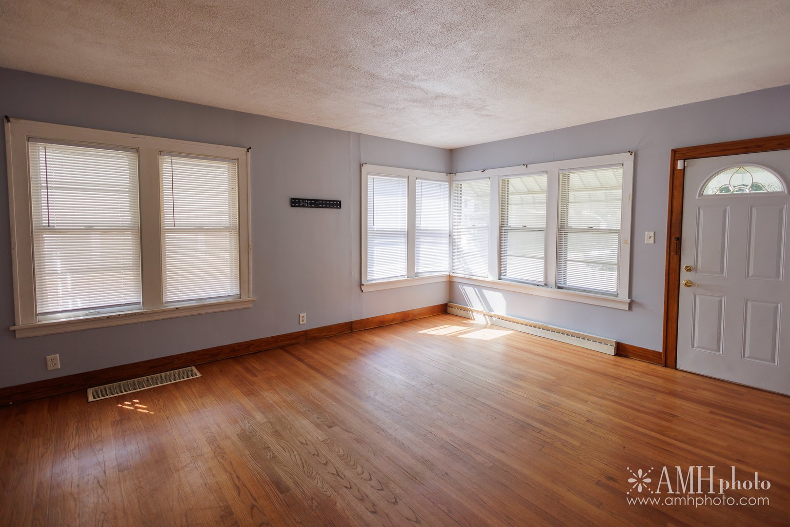 820 S 6th Avenue Property Photo 13