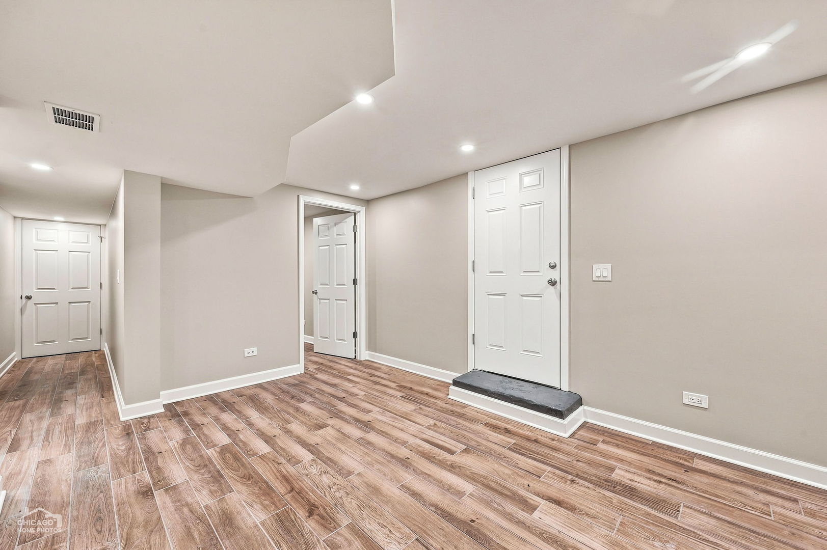 3751 N Clifton Avenue G Property Photo 2