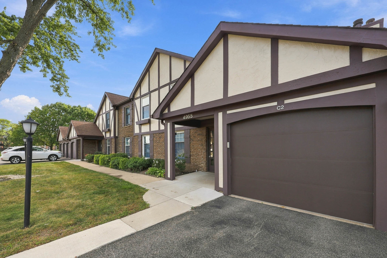 4955 Kimball Hill Drive C2 Property Photo 2