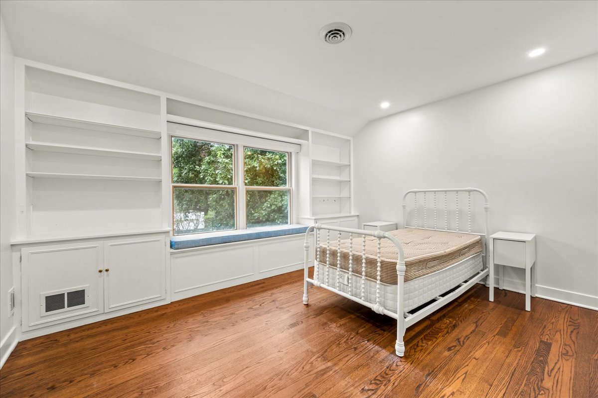 618 Melrose Avenue Property Photo 27