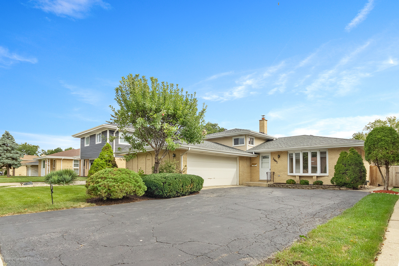 2847 Buckingham Avenue Property Photo 1