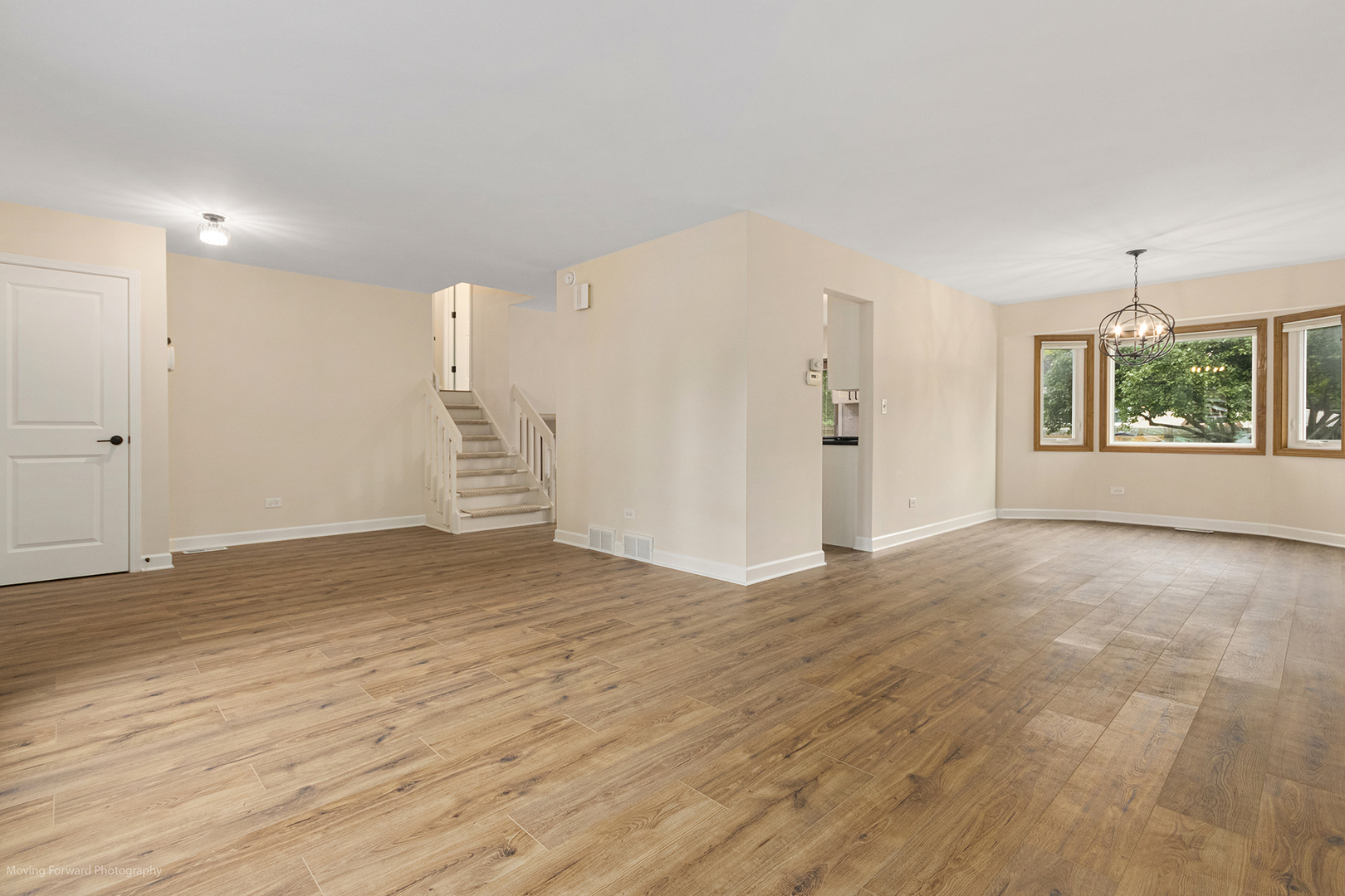 2847 Buckingham Avenue Property Photo 2