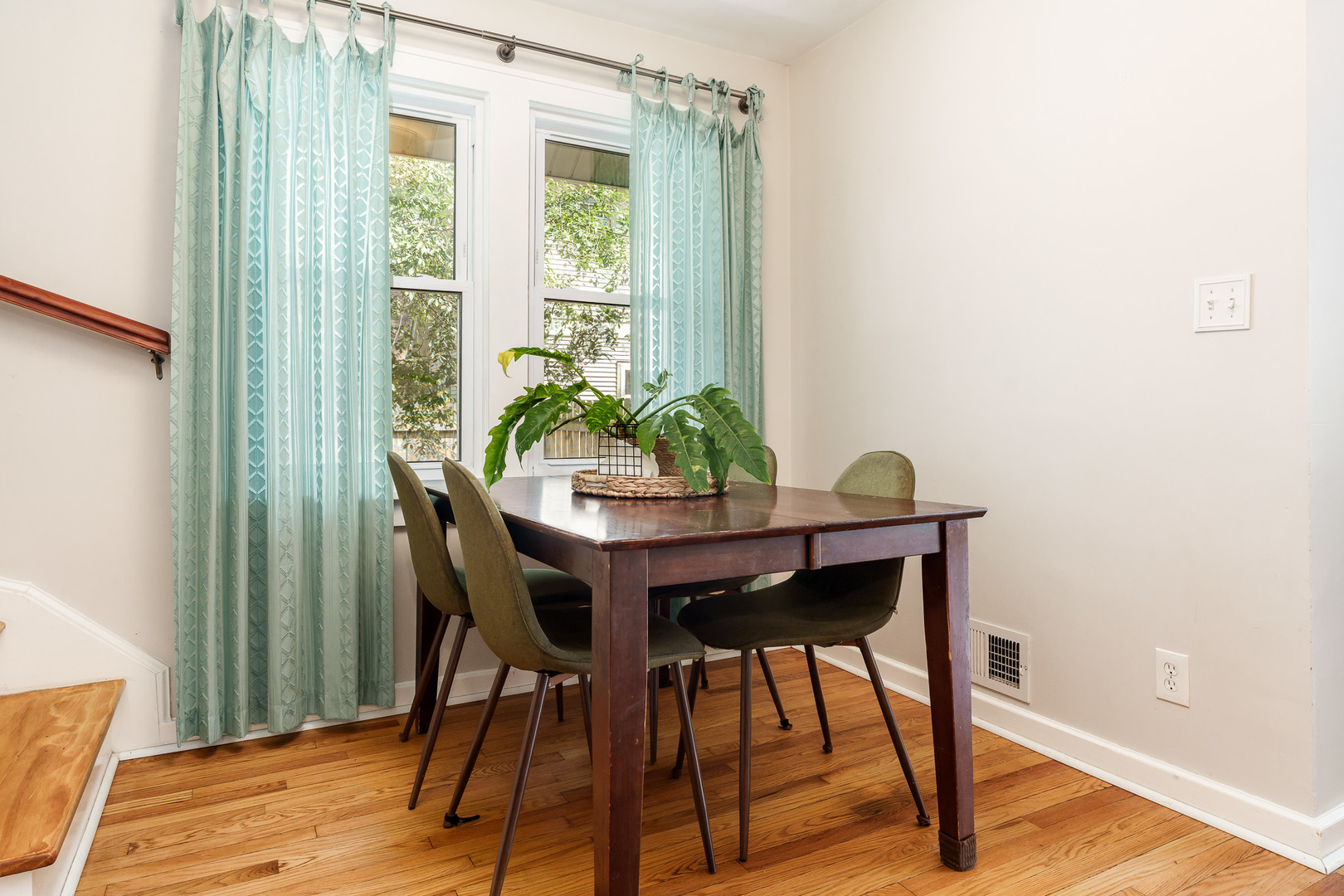 2515 Yonge Street Property Photo 10