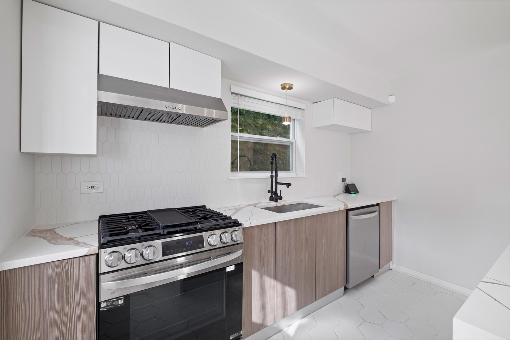6449 S Kenwood Avenue 2 Property Photo 6