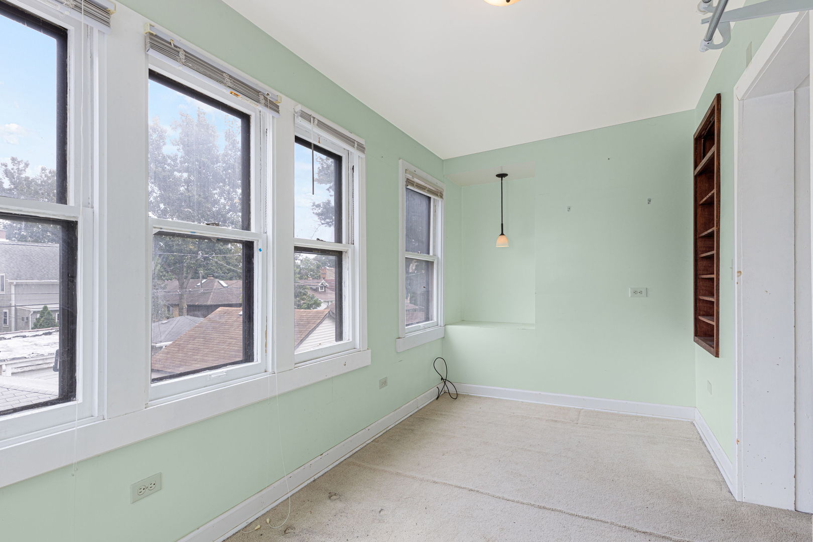5353 N Spaulding Avenue Property Photo 17